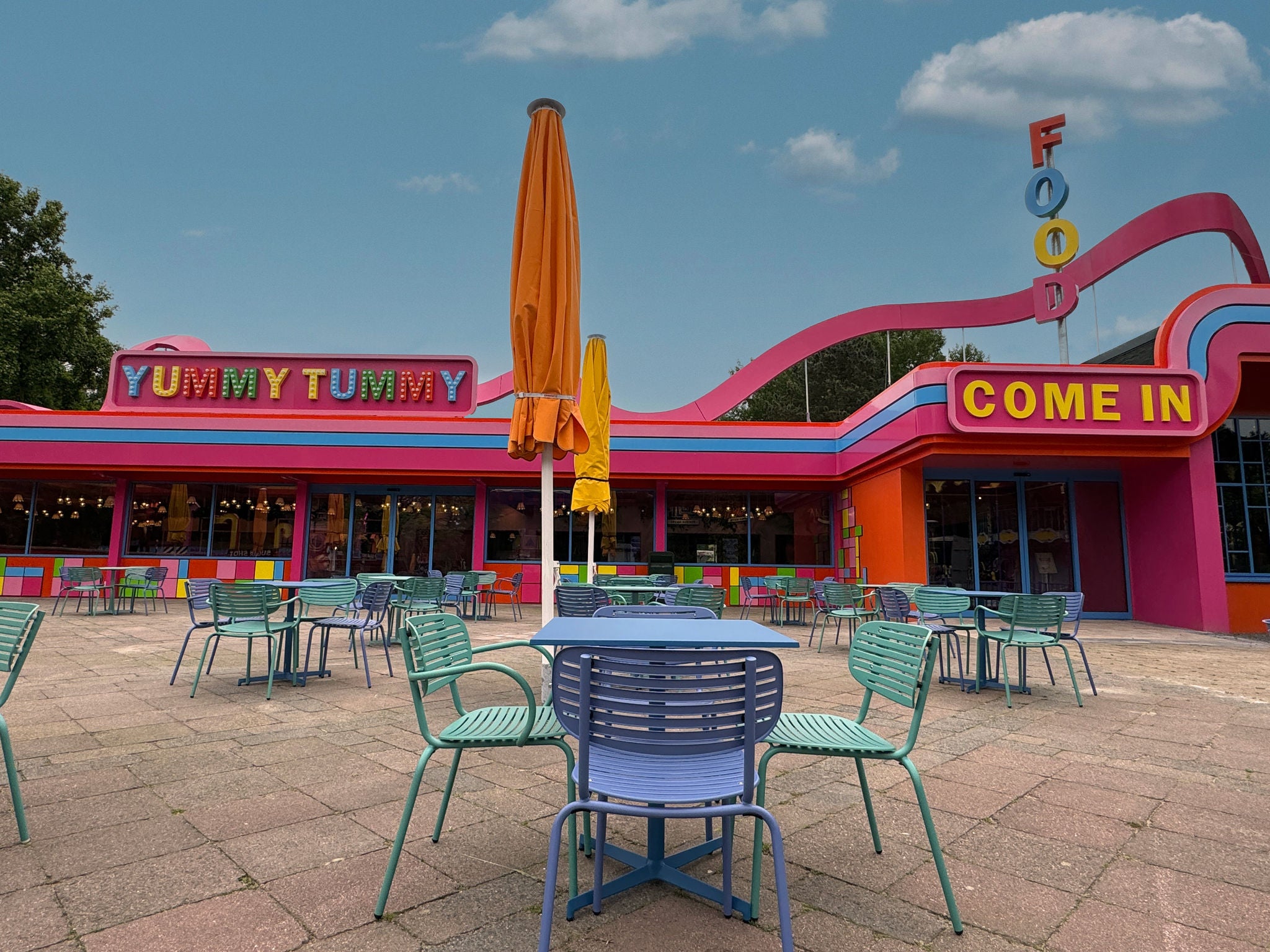 Enjoy on the terrace of Yummy Tummy.
